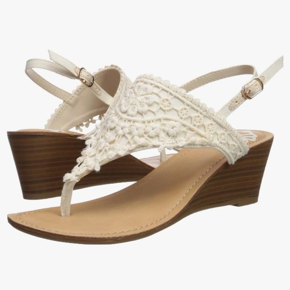 Fergalicious Women's Calmly Wedge Sandal color Cream Crotchet size 8 - Picture 11 of 11